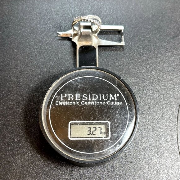 VTG Solid Sterling Silver 925 Cubic Zirconia Overlapping 3.25mm Band Ring Size 7 - Picture 10 of 11